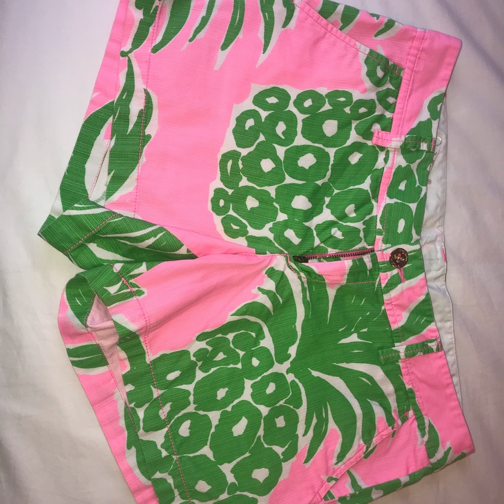 Lilly Pulitzer Callahan shorts size 8